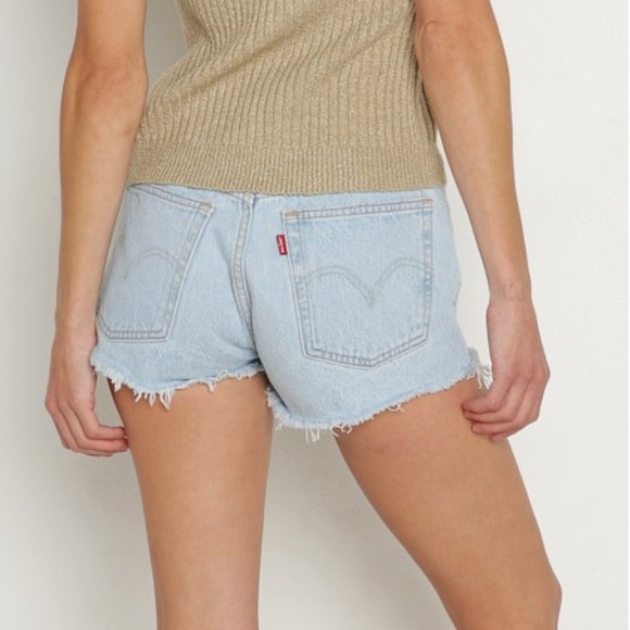Levi’s Shorts - Picture 3 of 9